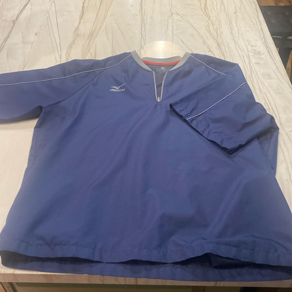 Mizuno warmup pullover